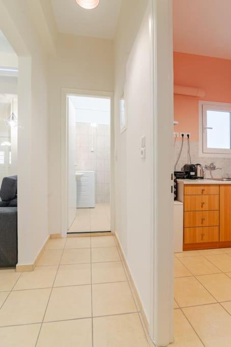 Seaside Escape Apartments - Poseidon Palaiá Fókaia Екстериор снимка